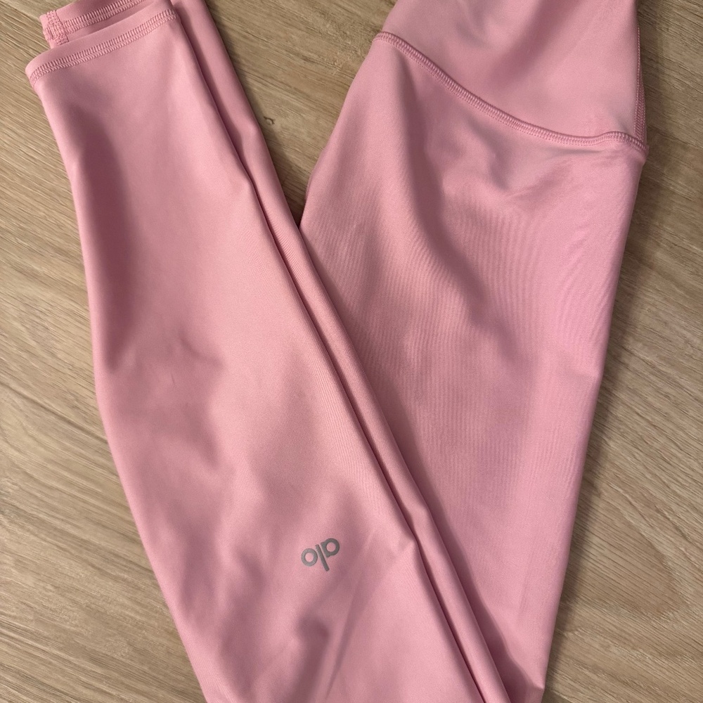 Alo High Waist Airlift Legging - Sweet Pink